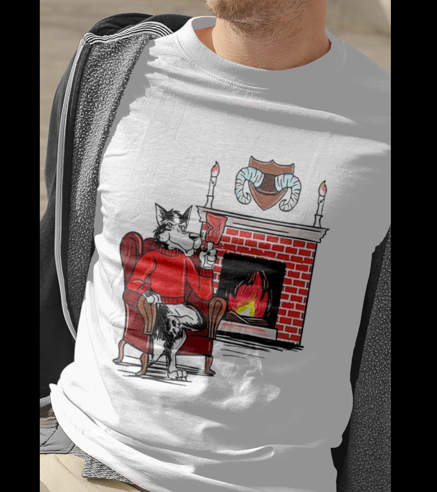 NC State Wolfpack Cozy Fireplace Christmas Scene Sweater Wolf T-Shirt