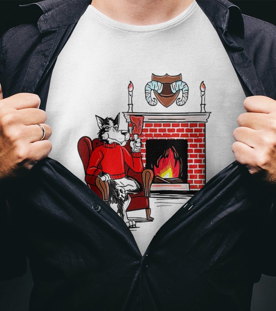 NC State Wolfpack Cozy Fireplace Christmas Scene Sweater Wolf T-Shirt