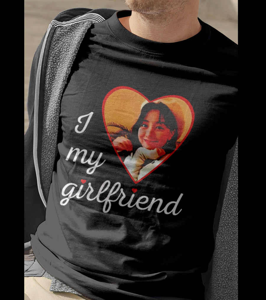 I Love My Girlfriend Jihyo Heart Photo T-Shirt