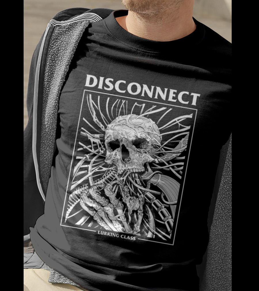 DISCONNECT Skeleton Lurking Class T-Shirt