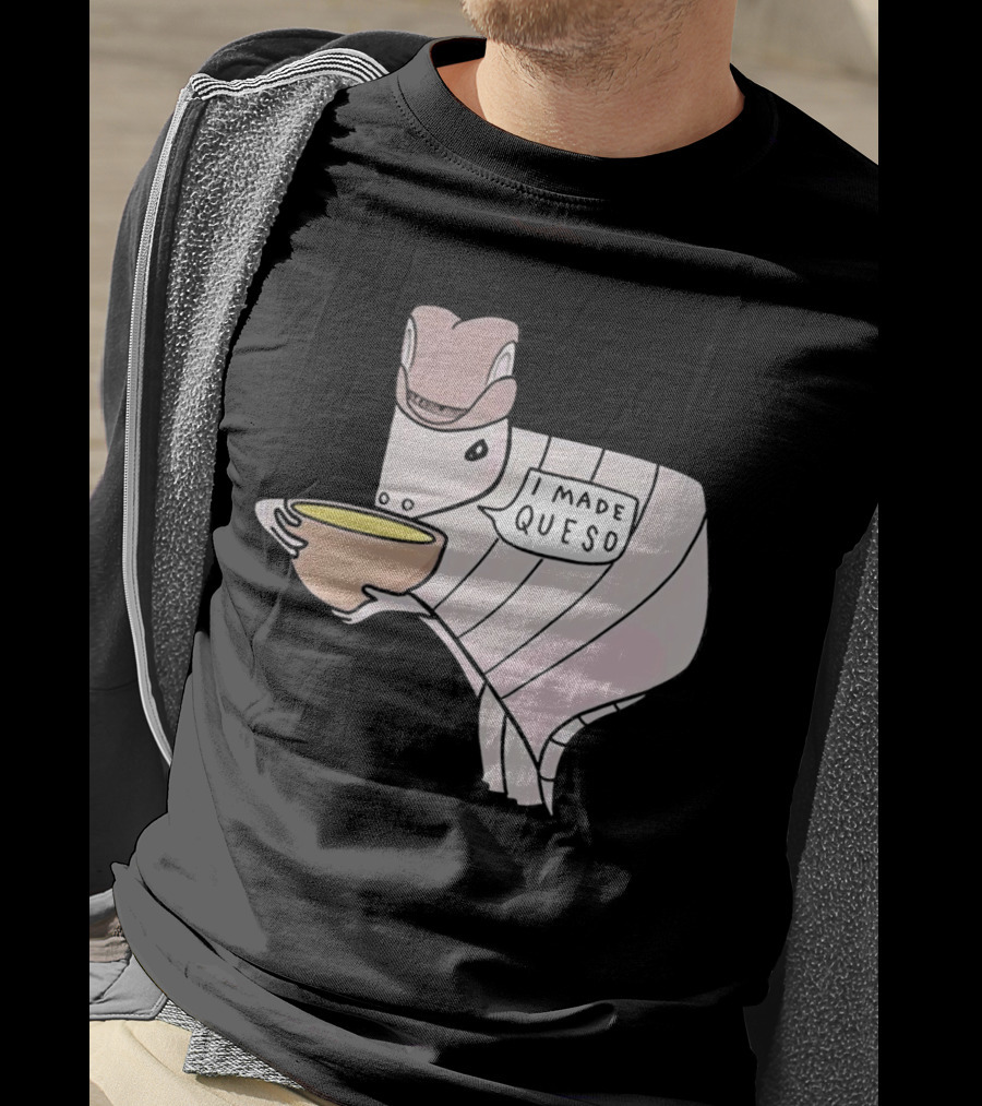 I Made Queso Armadillo With Cowboy Hat Holding Bowl T-Shirt