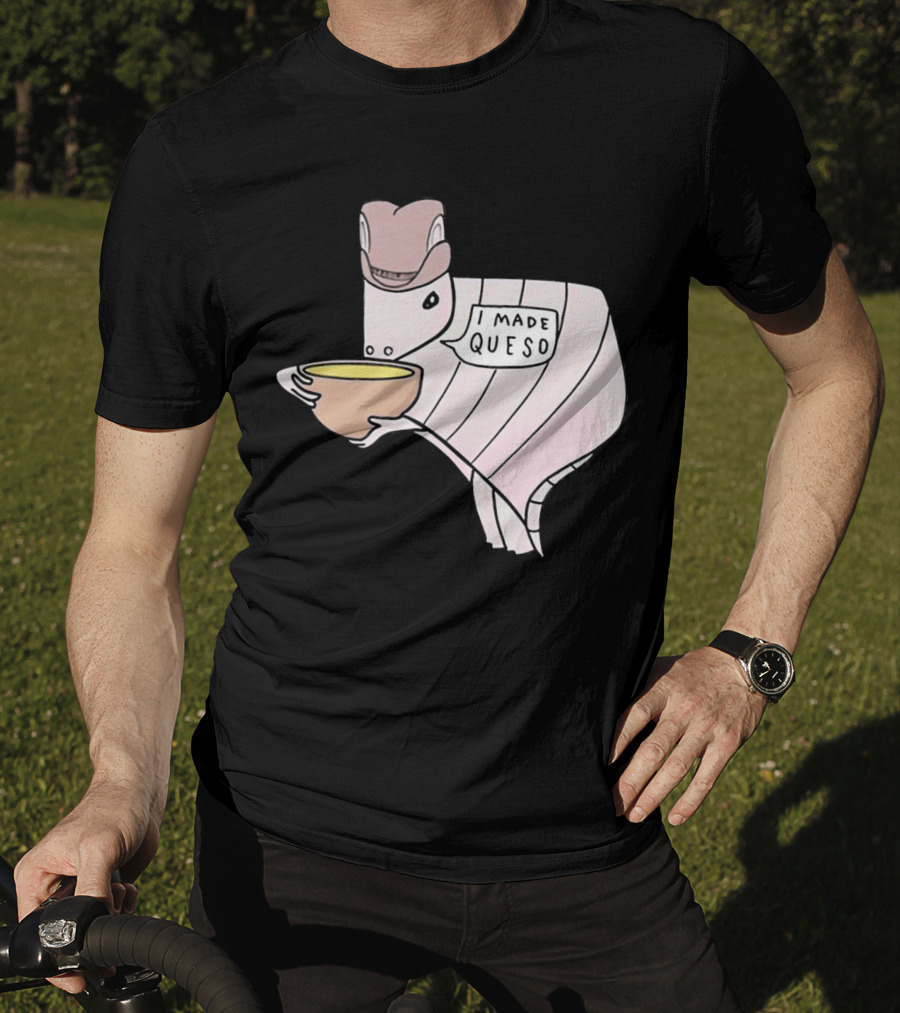 I Made Queso Armadillo With Cowboy Hat Holding Bowl T-Shirt