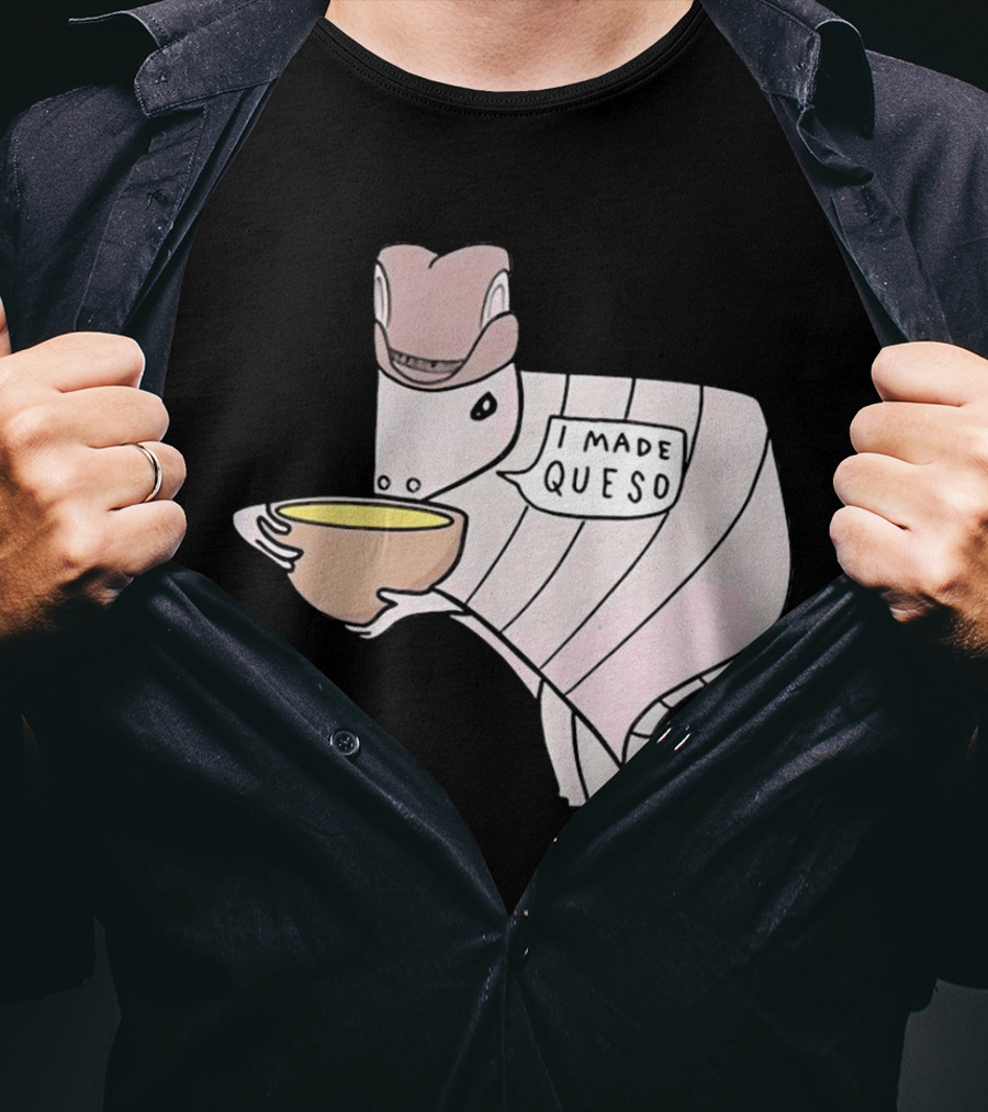 I Made Queso Armadillo With Cowboy Hat Holding Bowl T-Shirt