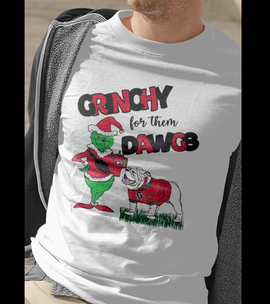 Grinchy For Them Dawgs Georgia Bulldogs Football Christmas Grinch Holding Drink And Bulldog Wearing Red T-Shirt
