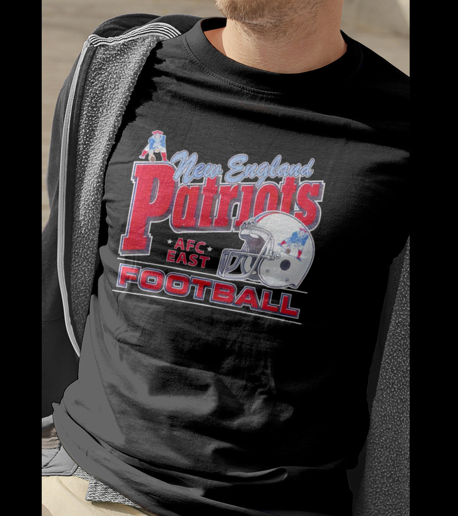 New England Patriots AFC East Football Helmet T-Shirt