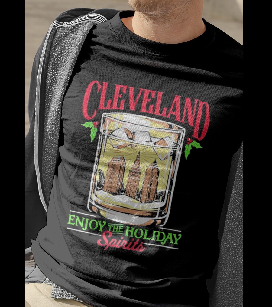 Cleveland Skyline In Whiskey Glass Enjoy The Holiday Spirits T-Shirt