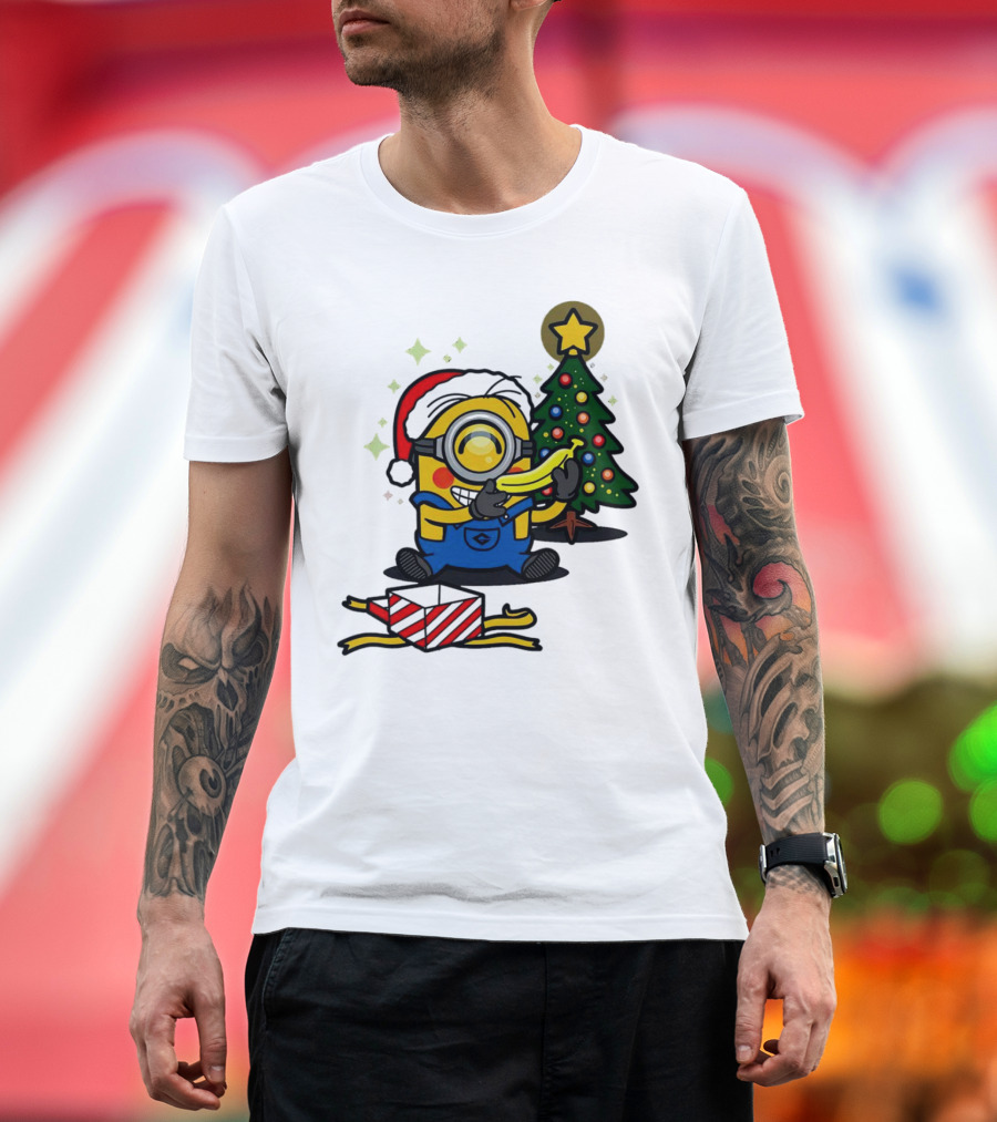 Minion Santa Hat with Banana Christmas Tree and Gift Box T-Shirt