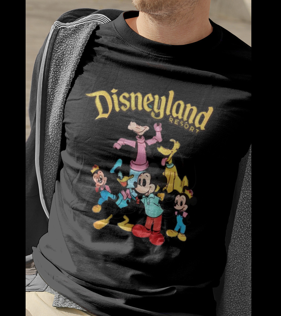 Disneyland Resort Mickey Mouse Goofy Donald Duck Pluto Characters T-Shirt