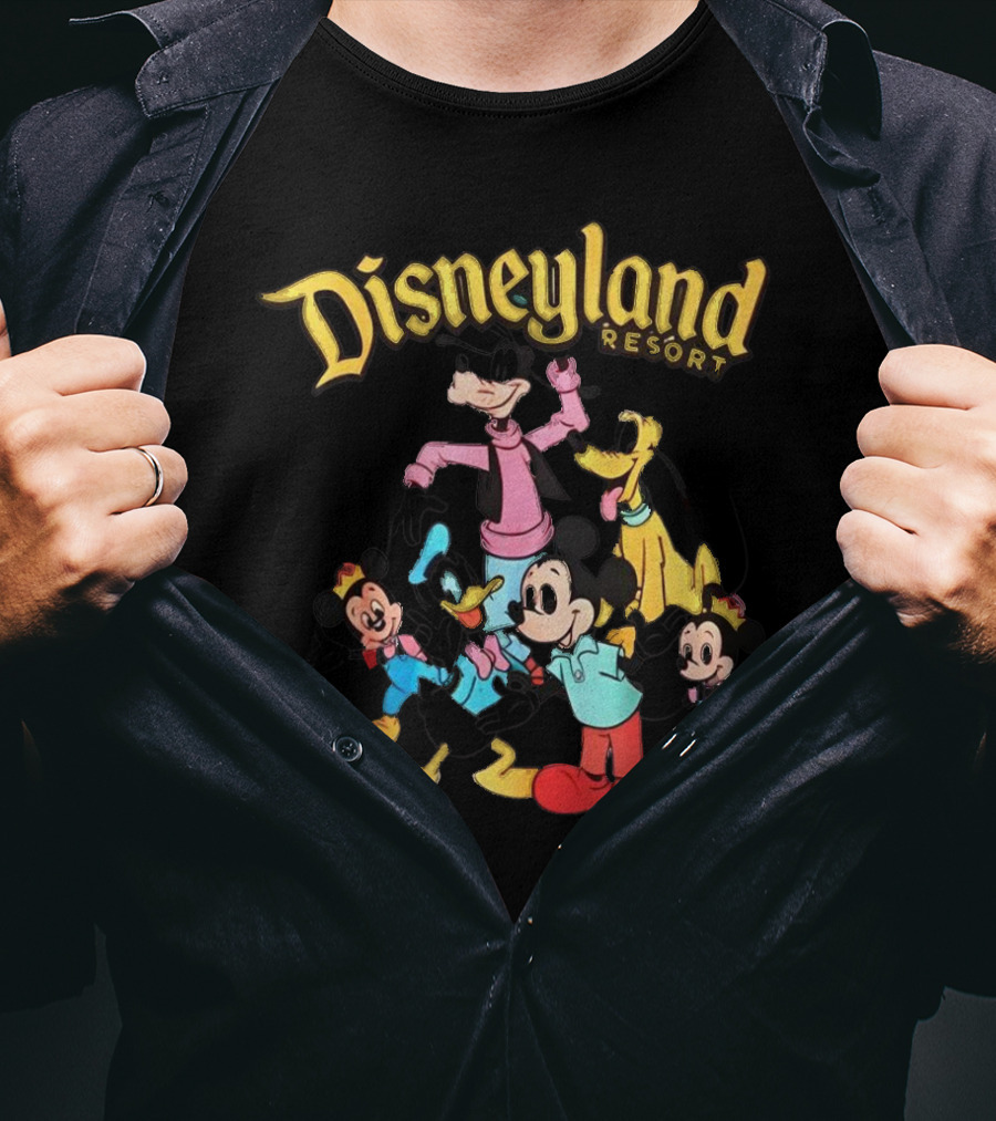 Disneyland Resort Mickey Mouse Goofy Donald Duck Pluto Characters T-Shirt