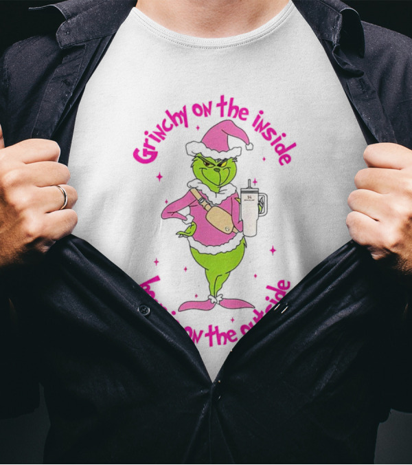 Grinchy On The Inside Bougie On The Outside Pink Hat Coffee Mug Christmas T-Shirt