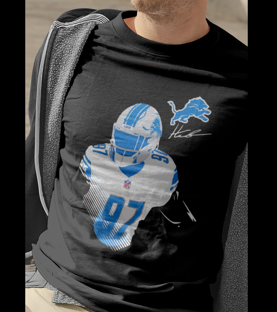 Aidan Hutchinson Detroit Lions Player Signature 97 NFL Logo Lions Helmet T-Shirt