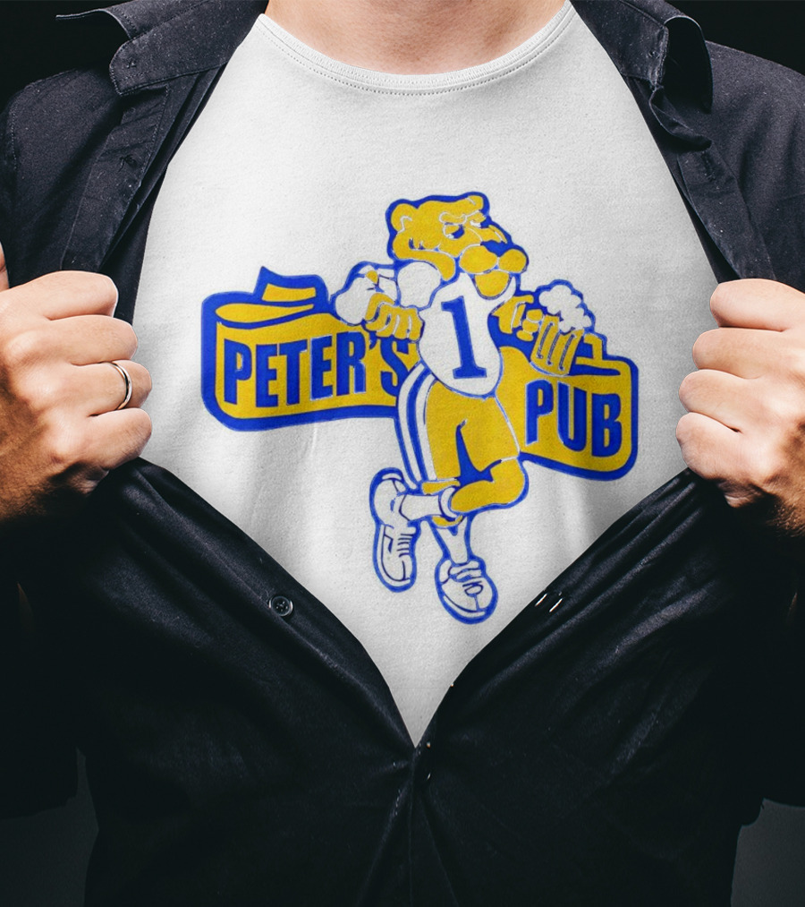 Peter's Pub Pittsburgh Mascot Holding Steins T-Shirt