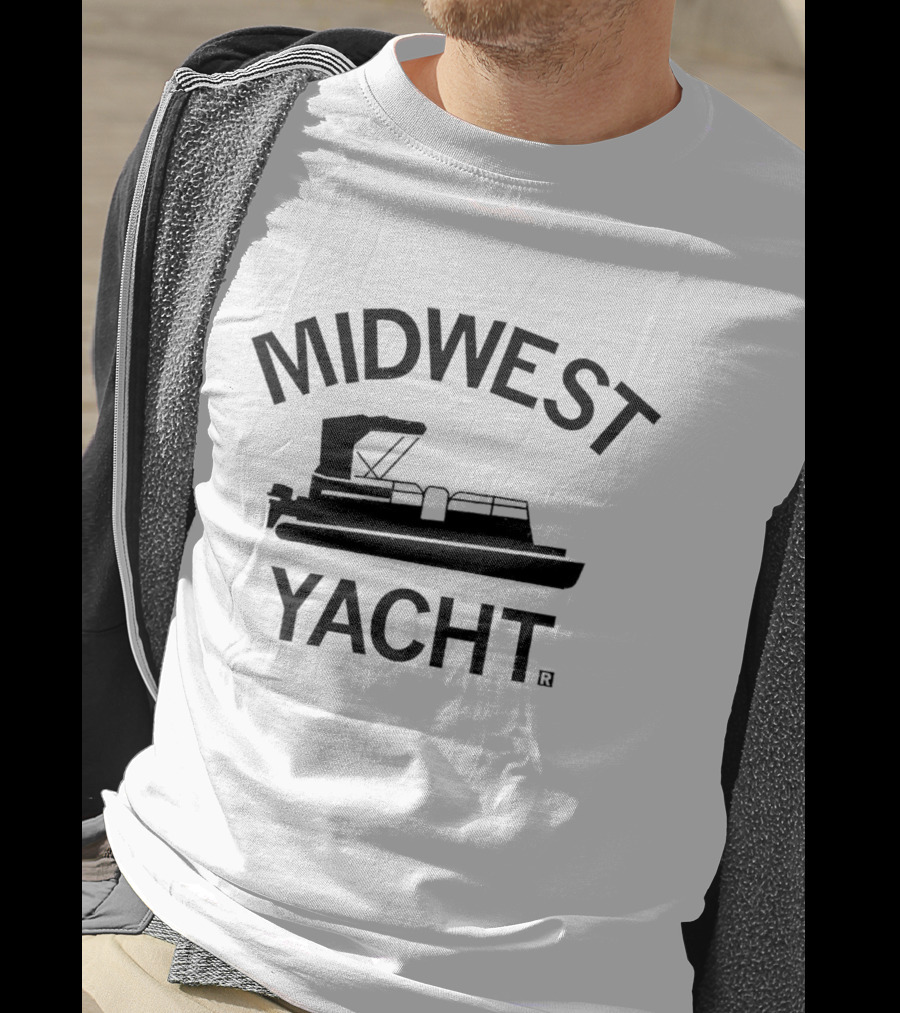 Midwest Yacht Pontoon Boat Vintage T-Shirt