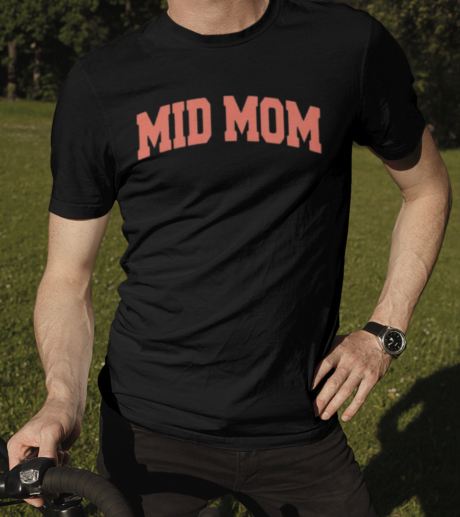 MID MOM Vintage Sports Typography T-Shirt