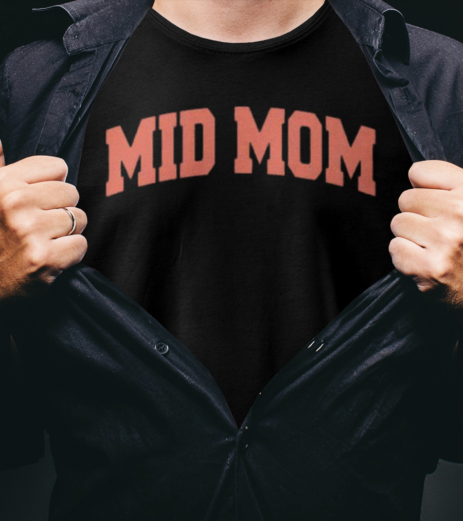MID MOM Vintage Sports Typography T-Shirt