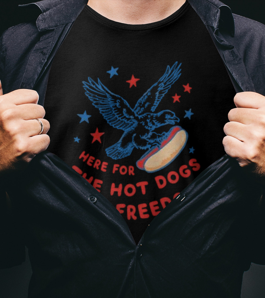 Here For The Hot Dogs And Freedom USA Eagle Stars T-Shirt