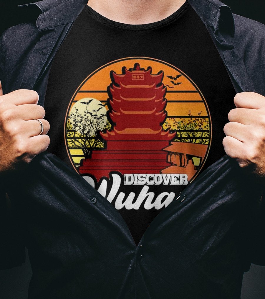 Discover Wuhan Pagoda Vintage Sunset Scene T-Shirt