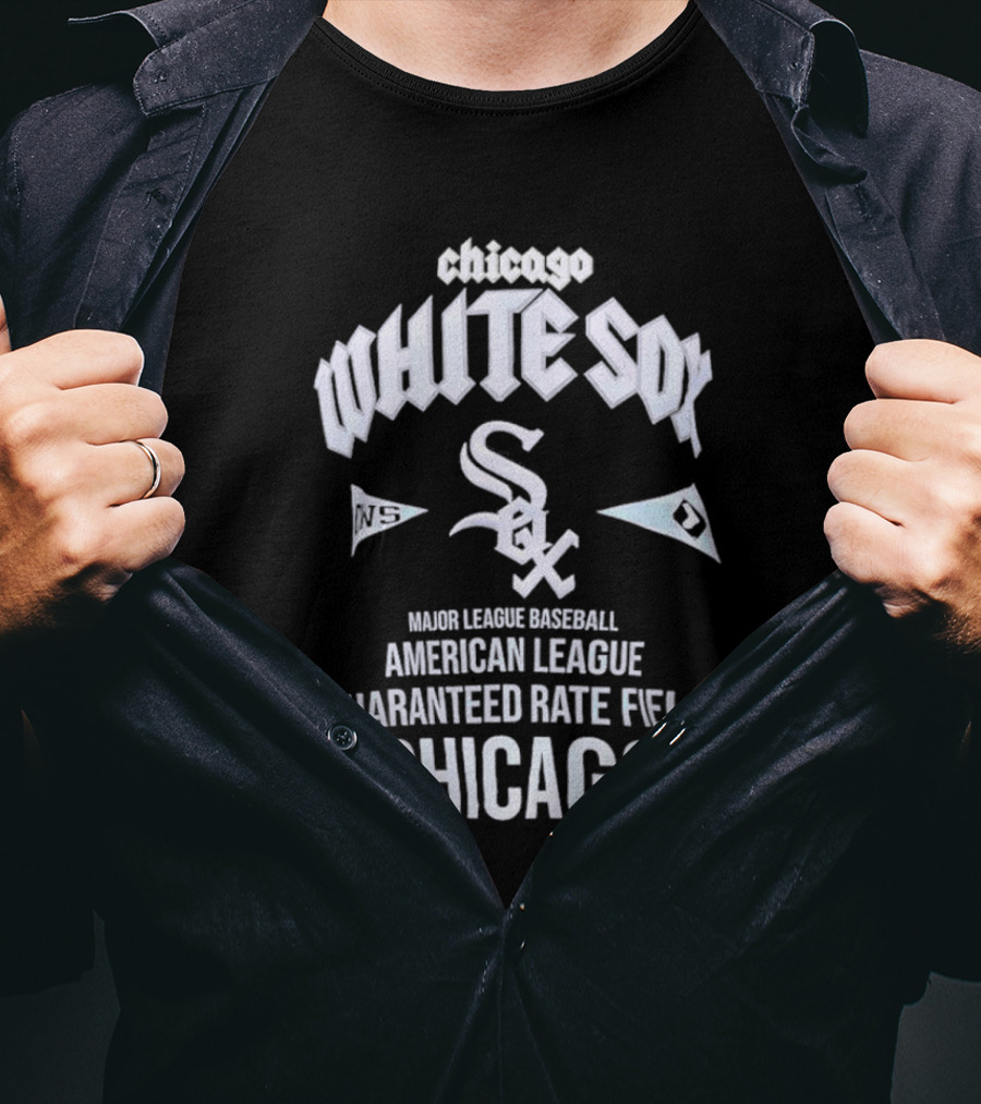Chicago White Sox Major League Baseball American League Chicago Guaranteed Rate Field T-Shirt