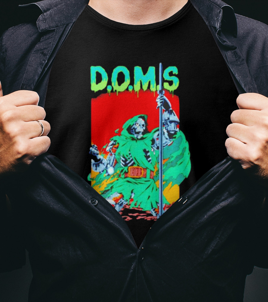 D.O.M.S Skeleton Warrior In Green Cloak Holding Staff T-Shirt