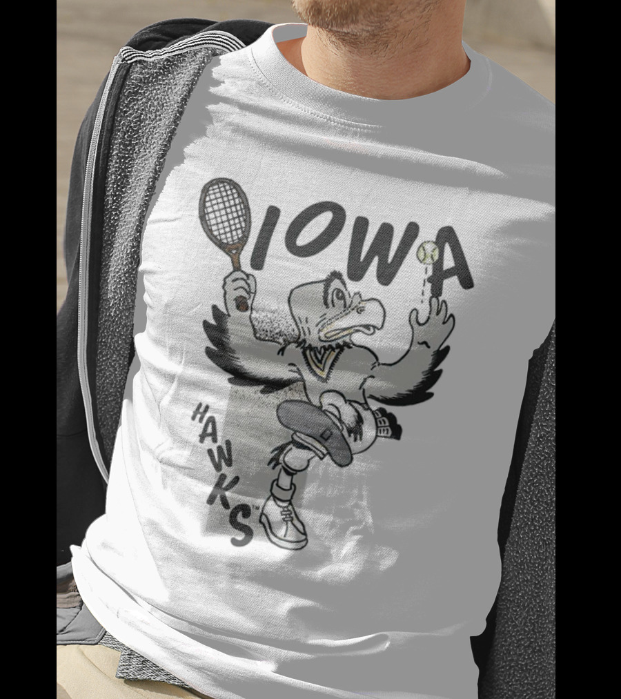 Iowa Hawkeyes Tennis Hawk Vintage Sports Mascot T-Shirt