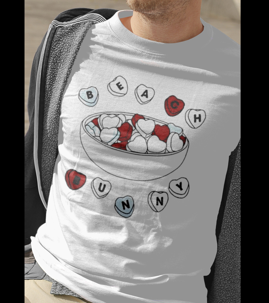 BEACH Bunny Heart Bowl With Red And Black Hearts T-Shirt