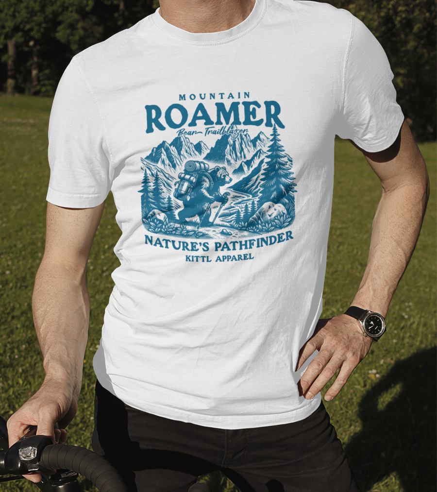 MOUNTAIN ROAMER BEAR TRAILBLAZER NATURE'S PATHFINDER KITTl T-Shirt