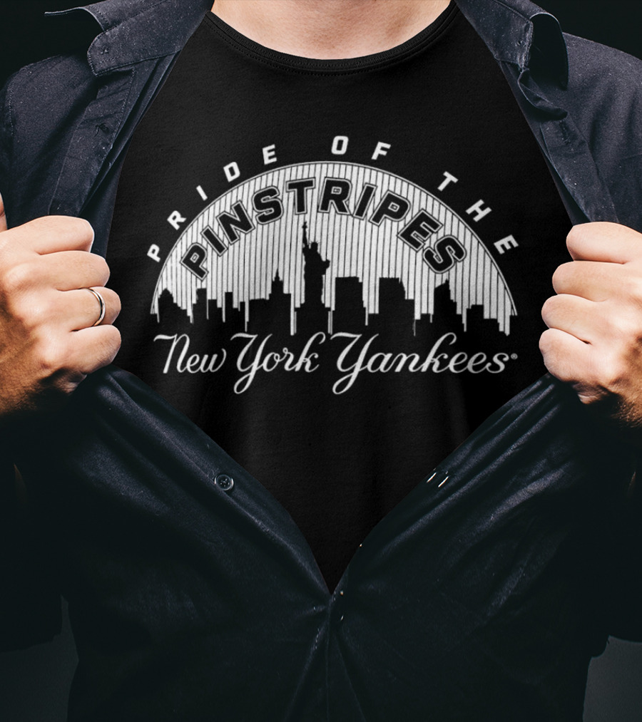 Pride Of The Pinstripes New York Yankees Skyline T-Shirt