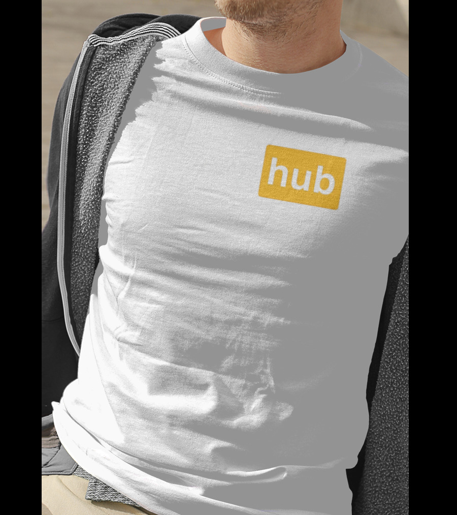 Briggs Hub Meme T-Shirt