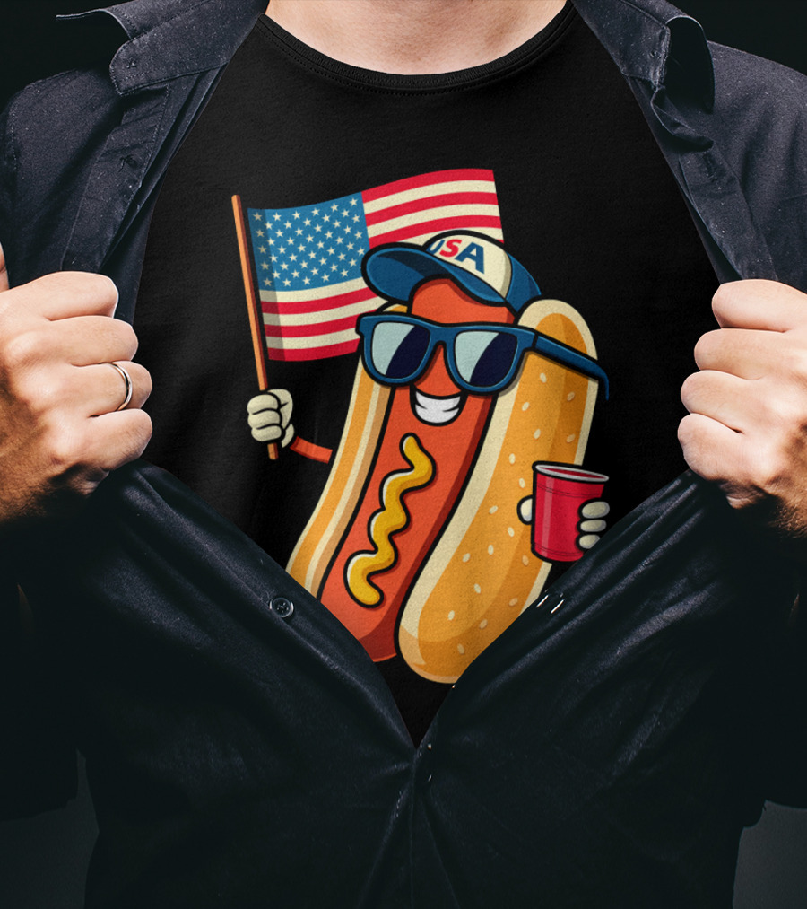 Fourth Of July USA Hotdog With American Flag And Sunglasses T-Shirt