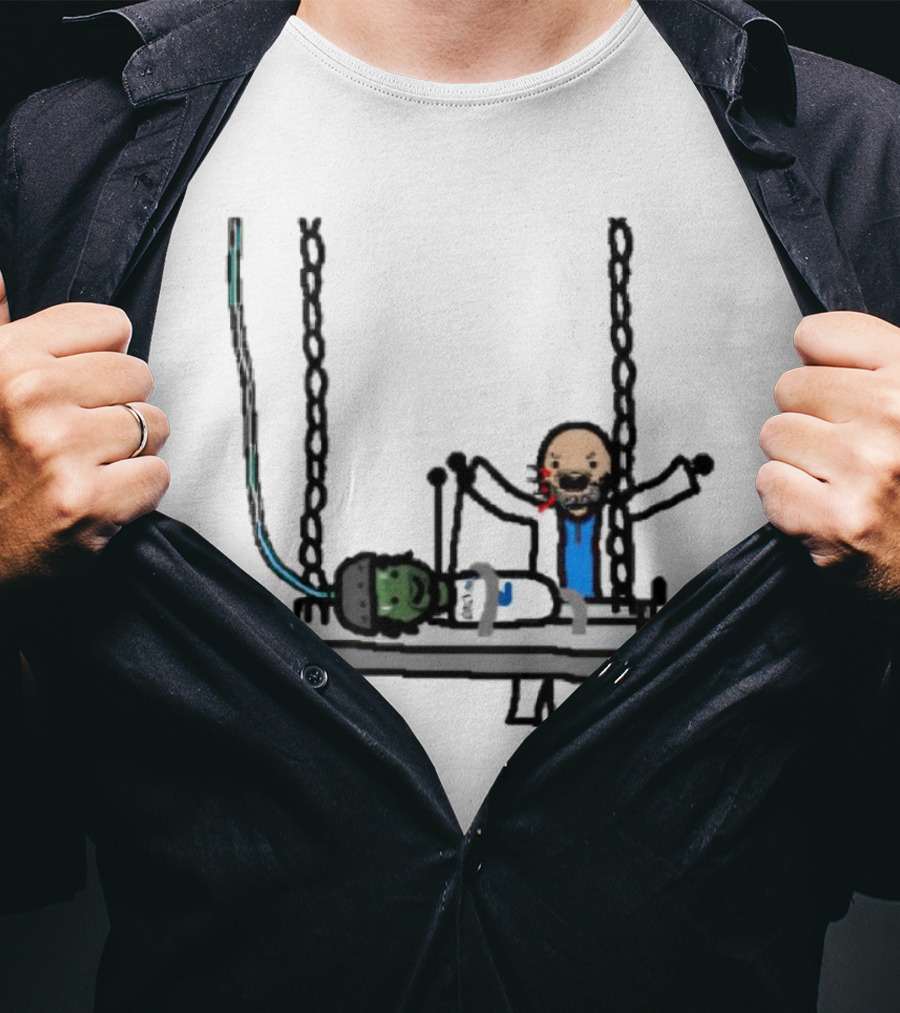 Dereck Its A Live-Ly Frankenstein Doctor With Green Zombie On Medical Table T-Shirt