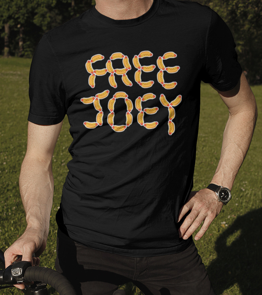 FREE JOEY Hot Dog Lettering T-Shirt