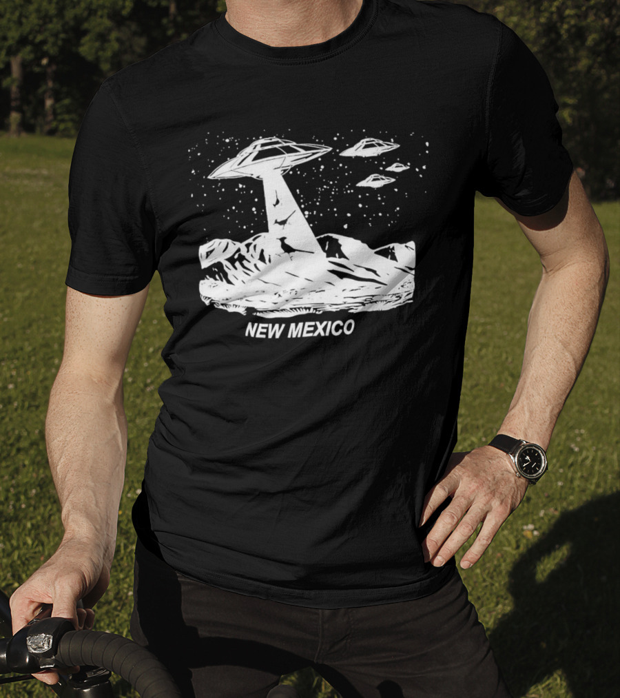 New Mexico UFOs And Aliens In Starry Sky Scene T-Shirt