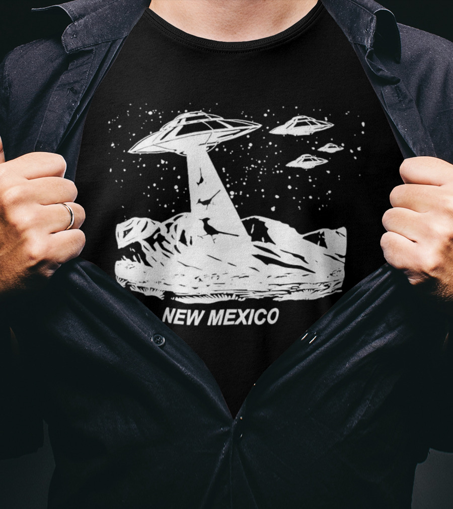 New Mexico UFOs And Aliens In Starry Sky Scene T-Shirt