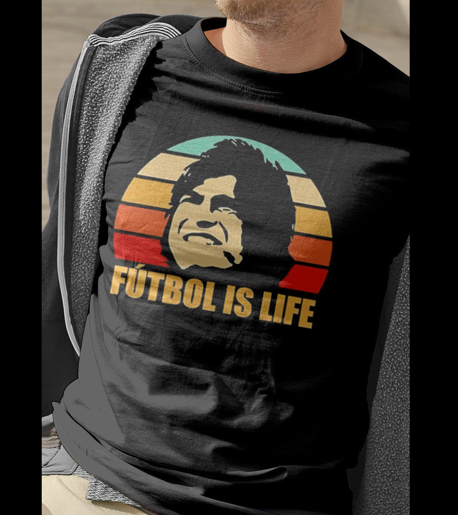 Fútbol Is Life Vintage Retro Sunset T-Shirt
