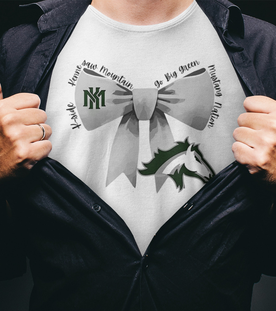 Bowtie Kennesaw Mountain Mustangs K-M Go Big Green Mustang Nation T-Shirt