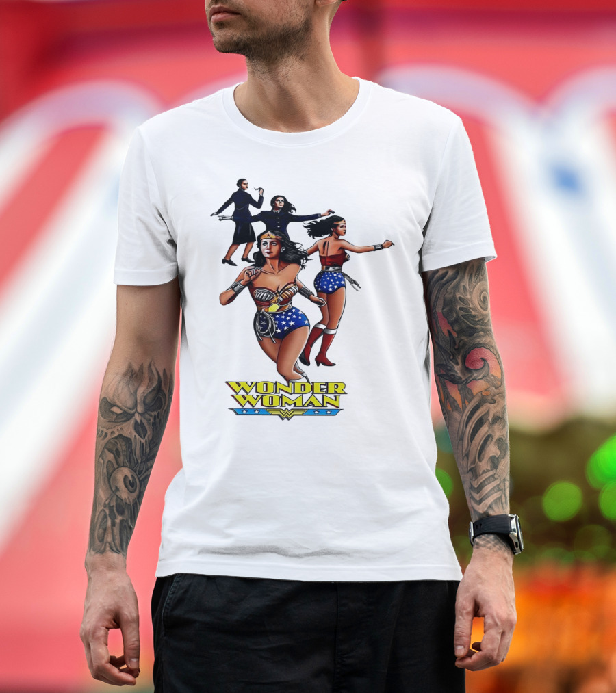 Wonder Woman Classic Logo Comic Character Poses T-Shirt
