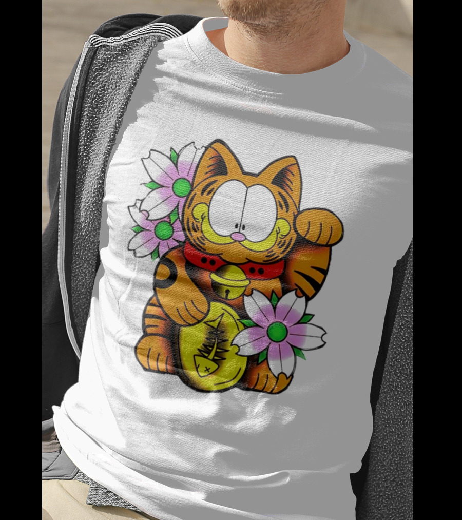 Garfield Maneki Neko With Fish Coin And Flowers T-Shirt