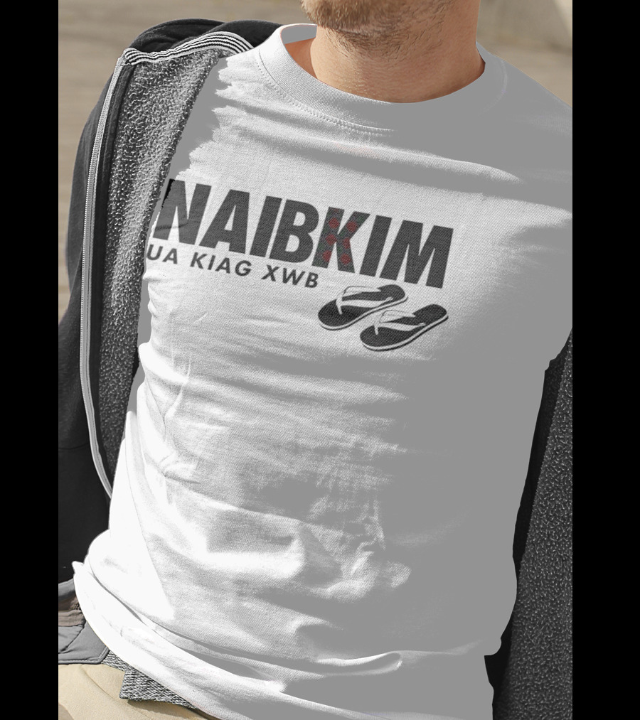 Naibkim Ua Kiag Xwb Floral K Sandals T-Shirt