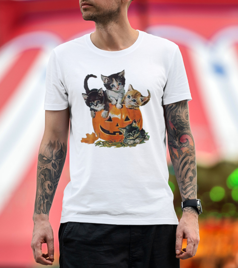 Vintage 90s Cat Pumpkin Halloween Spooky Season T-Shirt