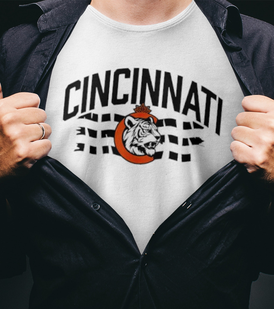 Cincinnati Bengals Tiger With Orange Leaf And Waving Stripes T-Shirt