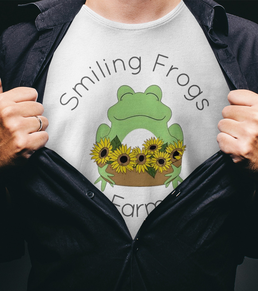 Smiling Frogs Farm Sunflowers Frogs T-Shirt