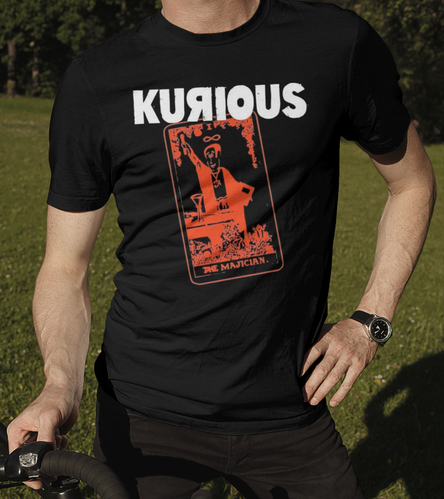 Kurious Gasdrawls The Majician Tarot Card T-Shirt