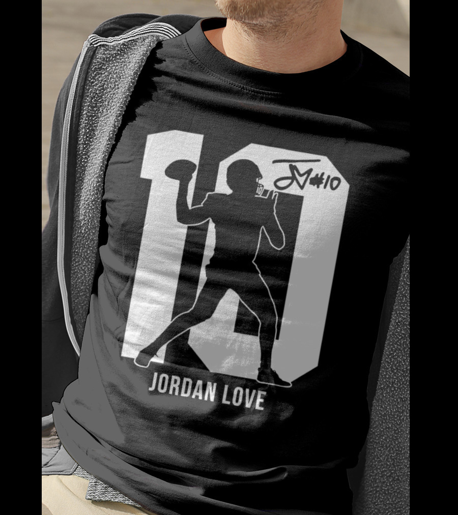 Jordan Love Green Bay Packers Number 10 Silhouette Signature T-Shirt
