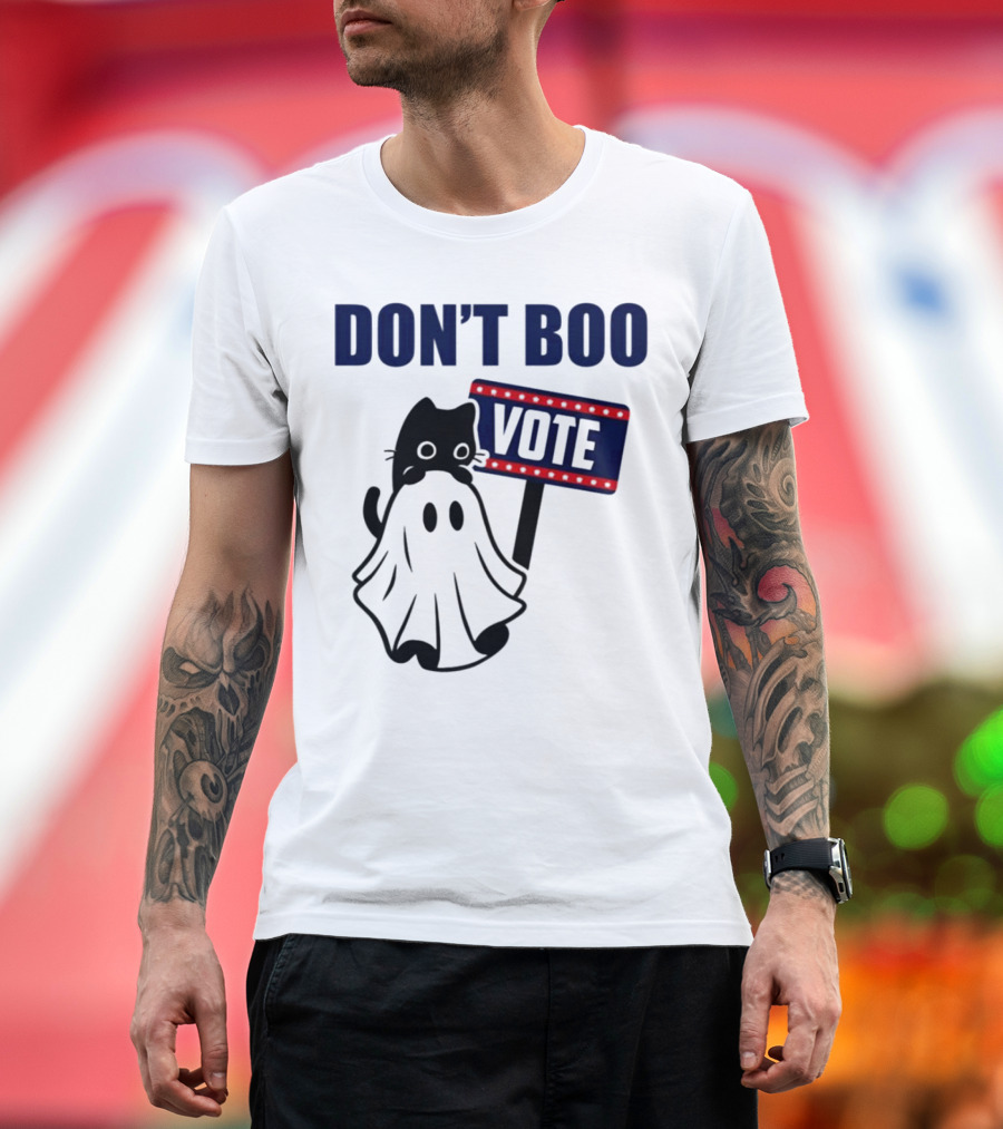 DON’T BOO VOTE 2024 Black Cat Ghost Holding Red White Blue Sign T-Shirt