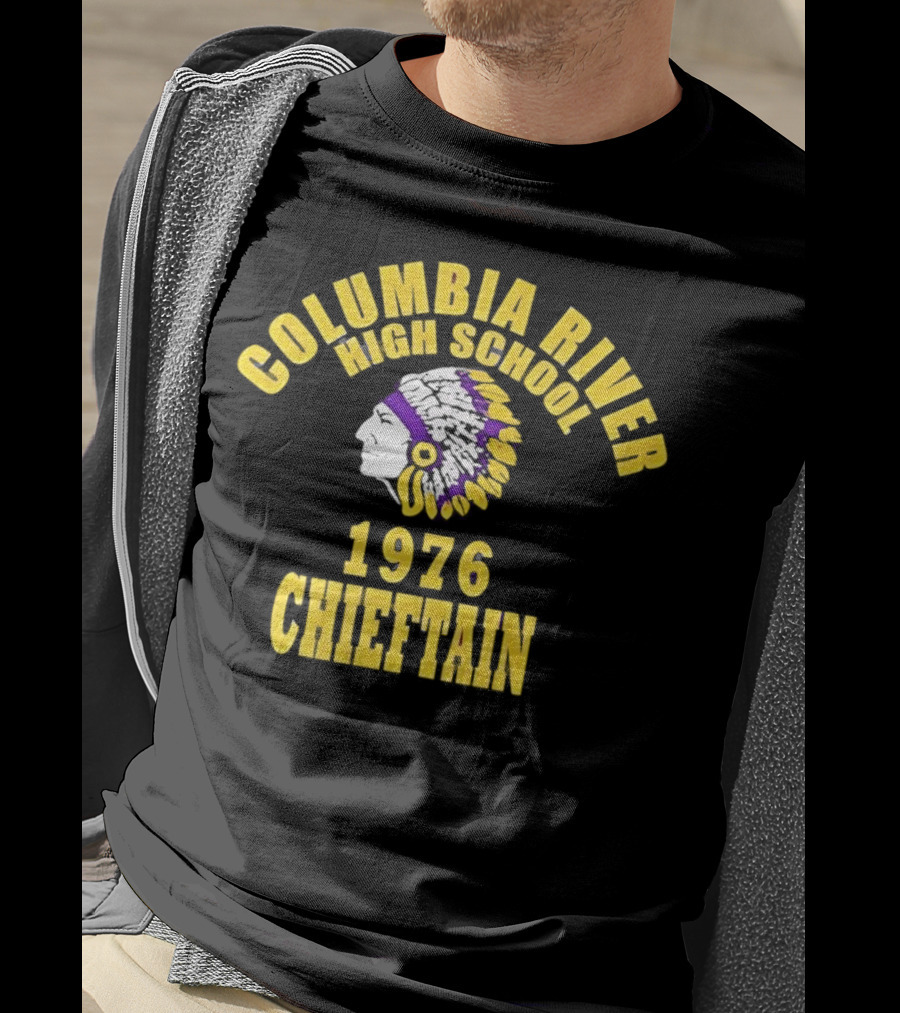 Columbia River High School 1976 Chieftain Indian Head T-Shirt
