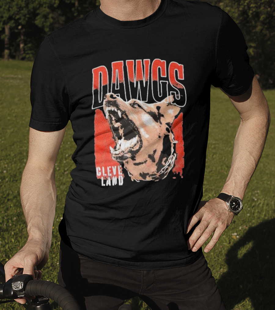 DAWGS Cleveland Browns Vintage Retro Fierce Dog T-Shirt