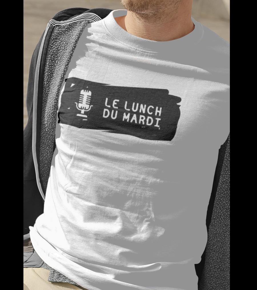 Le Lunch Du Mardi Podcast MLS Microphone T-Shirt