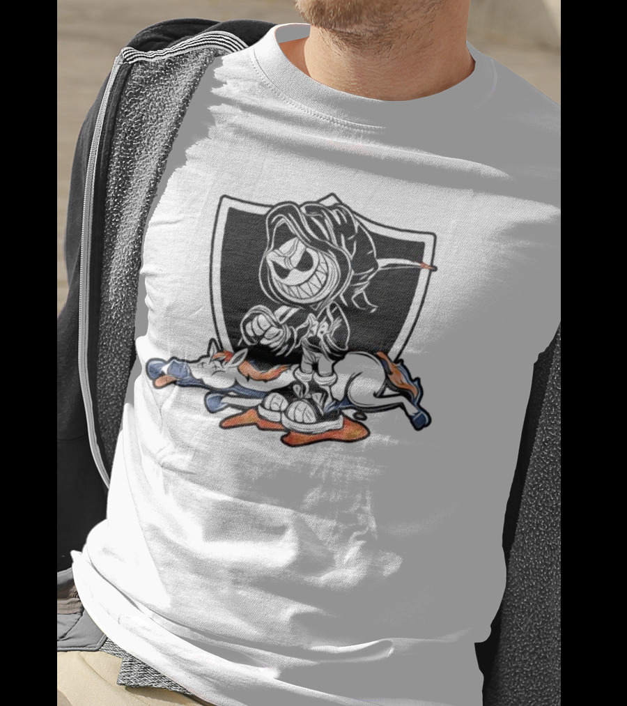 No Love For Denver Las Vegas Raiders Beat Denver Broncos Grim Reaper Over Broncos T-Shirt