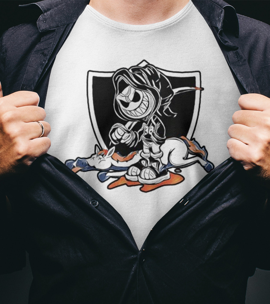No Love For Denver Las Vegas Raiders Beat Denver Broncos Grim Reaper Over Broncos T-Shirt