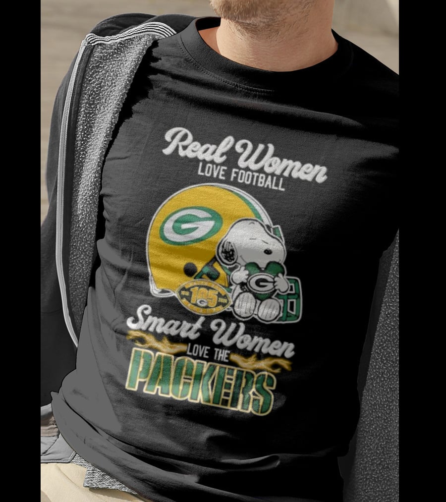 Snoopy Real Women Love Football Smart Women Love The Packers Green Bay Helmet T-Shirt